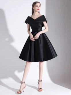 Cocktail Dress 2023 A-Line V-Neck Knee-Length Short Sleeves Lace-Up Pleated Satin Little Black Dress Free Customization