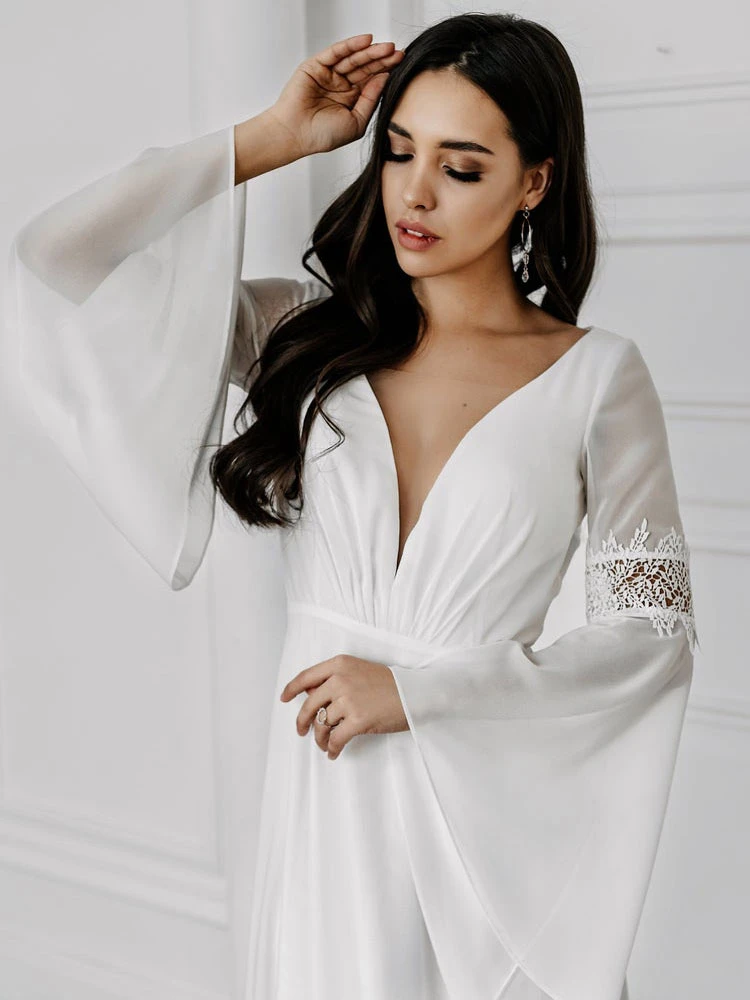 White Simple Causal Wedding Dress With Train A-Line V-Neck Long Sleeves Backless Chains Bridal Gowns Free Customization - Image 3