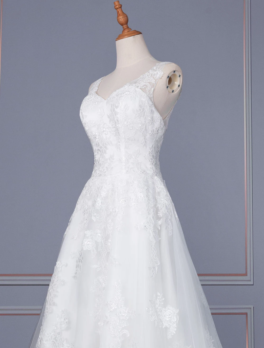 White A-Line Wedding Dresses With Train Sleeveless Lace Tulle V-Neckline Bridal Gowns Free Customization - Image 3