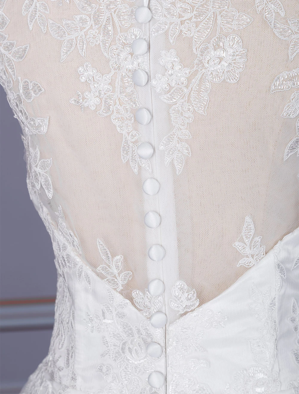 White A-Line Wedding Dresses With Train Sleeveless Lace Tulle V-Neckline Bridal Gowns Free Customization - Image 6