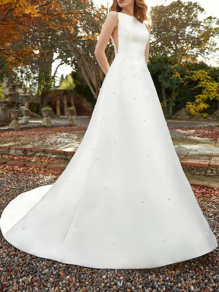 Ivory Vintage Plus Size Wedding Dresses With Train Jewel Neck Sleeveless Pockets Satin Fabric Bridal Dress Free Customization