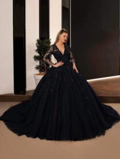 Black Wedding Dresses A-Line Long Sleeves Lace With Train Bridal Dress Free Customization
