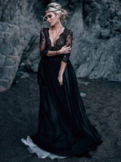 Black Wedding Dresses A-Line Half Sleeves Lace With Train Bridal Gown Free Customization