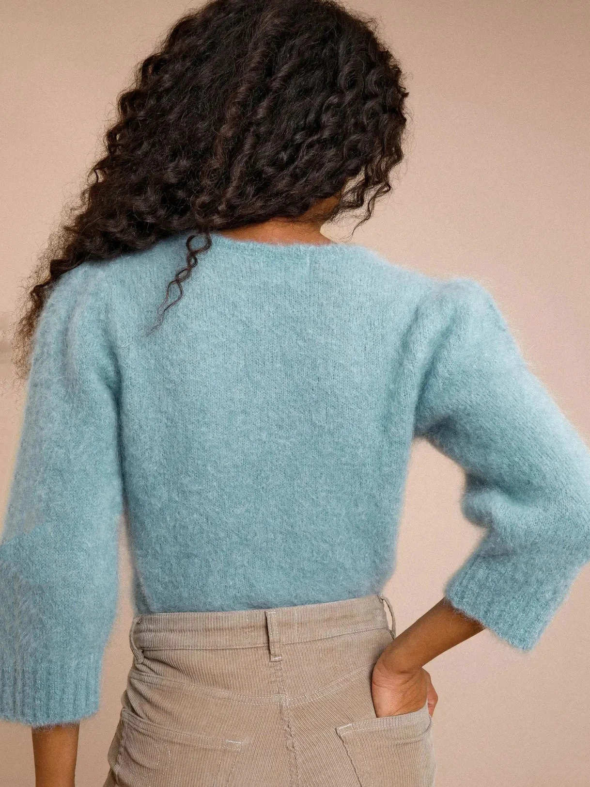 Pullovers For Women Pink Jewel Neck Long Sleeves Wool Sweaters - Image 2