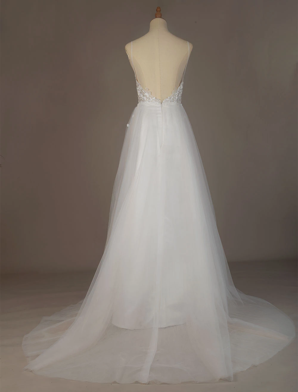 Boho Wedding Dress 2023 A Line V Neck Straps Sleeveless Tulle Beach Bridal Gowns - Image 7