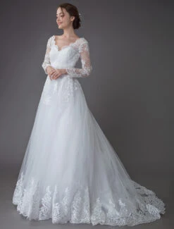 Lace Wedding Dresses Ball Gown V Neck Long Sleeve Backless Princess Bridal Dress